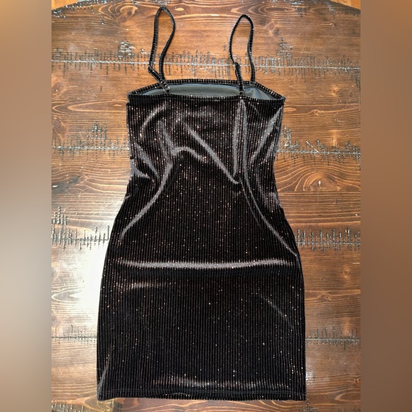 Sparkly black and red spaghetti strap mini dress - Picture 2 of 4